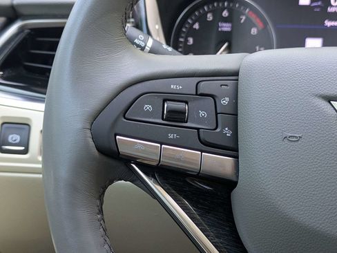Certified 2024 Cadillac XT6 Premium Luxury w/ Technology Package FWD image 32