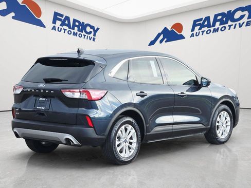 Used 2022 Ford Escape SE w/ Convenience Package FWD image 5