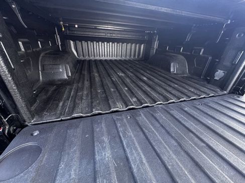 Used 2022 Chevrolet Silverado 1500 LT image 7