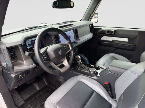 Used 2024 Ford Bronco Black Diamond AWD/4WD image 15