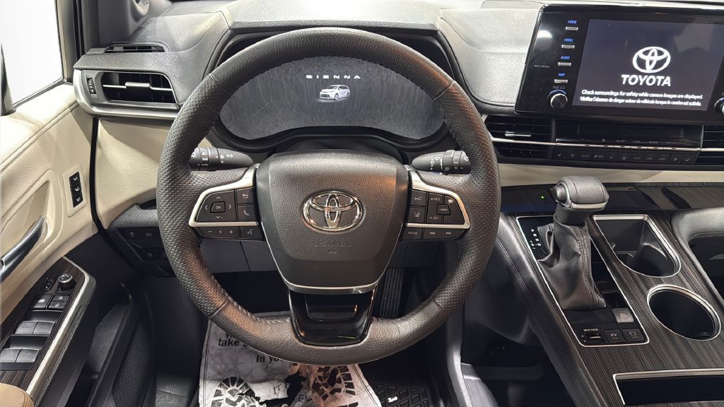 Used 2023 Toyota Sienna Limited AWD/4WD image 10