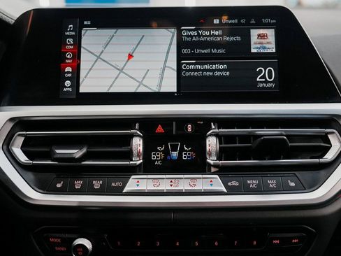 Used 2021 BMW M3 w/ Executive Package image 20