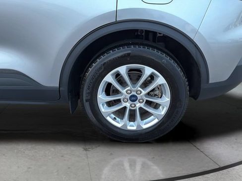 Used 2022 Ford Escape SE FWD image 32