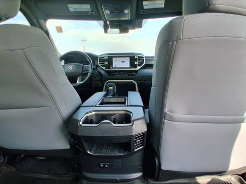 Used 2025 Toyota Tundra SR5 AWD/4WD image 14