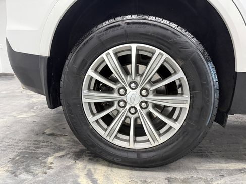 Used 2019 Cadillac XT5 Luxury image 27