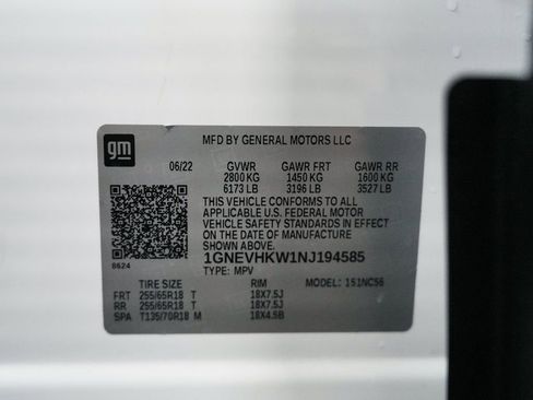 Used 2022 Chevrolet Traverse LT w/ LPO, Floor Liner Package AWD/4WD image 15