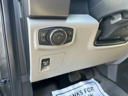 Used 2019 Ford F150 XLT AWD/4WD image 10
