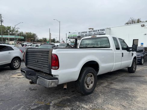Used 2010 Ford F250 Lariat image 5