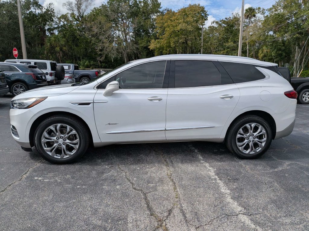 Used 2019 Buick Enclave Avenir w/ Avenir Technology Package FWD image 7