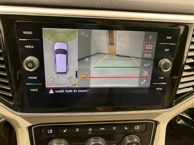 Used 2018 Volkswagen Atlas SEL Premium AWD/4WD image 30