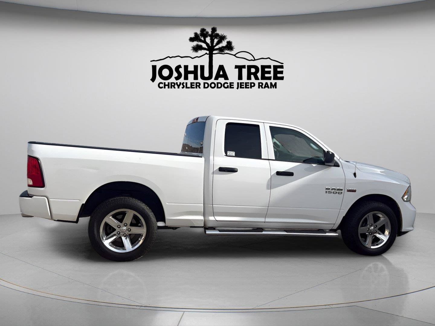 Used 2018 RAM 1500 Express w/ Express Value Package AWD/4WD image 13