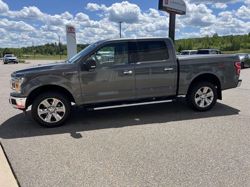 Used 2018 Ford F150 XLT w/ Equipment Group 302A Luxury AWD/4WD image 8