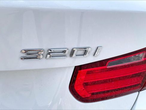 Used 2015 BMW 320i xDrive Sedan AWD/4WD image 31