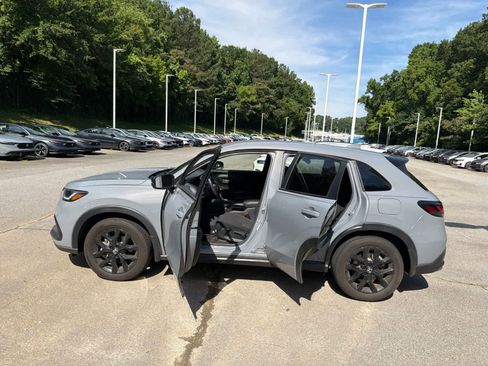 Certified 2024 Honda HR-V Sport image 19