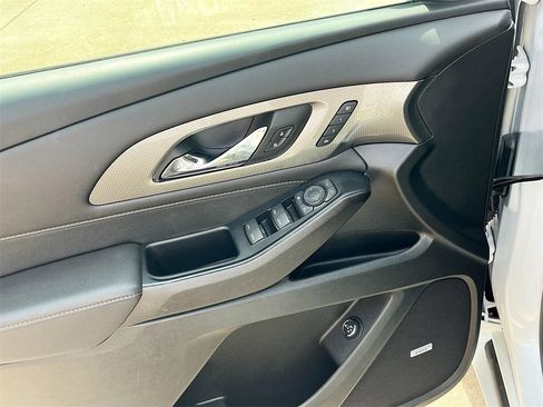 Used 2023 Chevrolet Traverse Premier w/ LPO, Floor Liner Package image 18