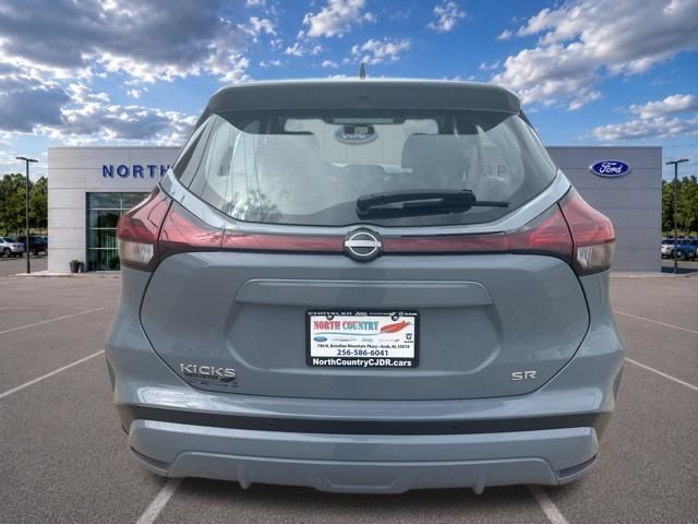Used 2024 Nissan Kicks SR FWD image 8