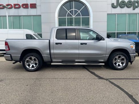 Used 2023 RAM 1500 Big Horn AWD/4WD image 4