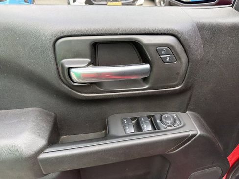 Used 2024 Chevrolet Silverado 1500 Custom image 14