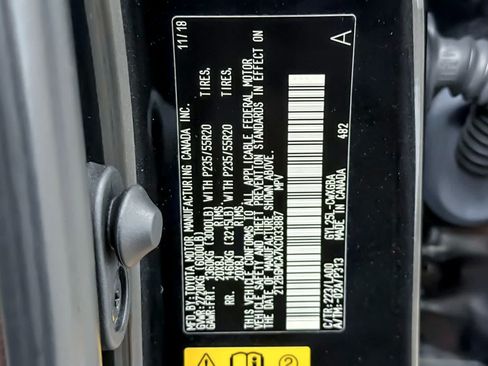 Used 2019 Lexus RX 450h AWD w/ Luxury Package image 30