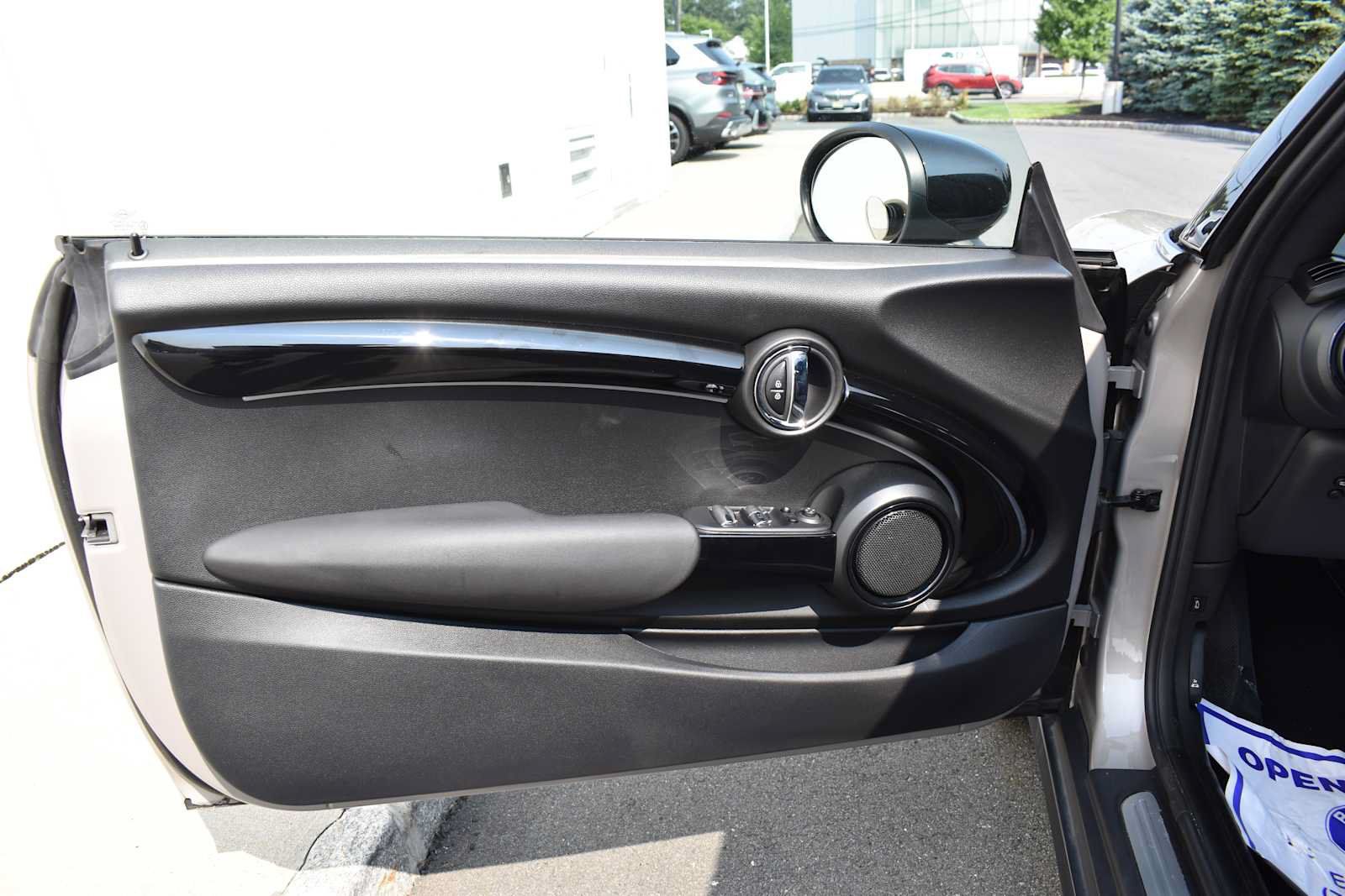 Used 2023 MINI Cooper S FWD image 12