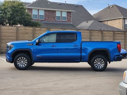 Used 2022 GMC Sierra 1500 AT4 w/ AT4 Premium Package image 13