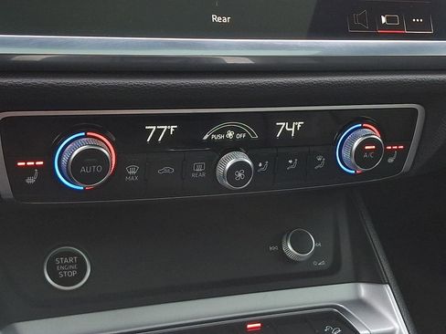 Used 2023 Audi Q3 2.0T Premium image 16