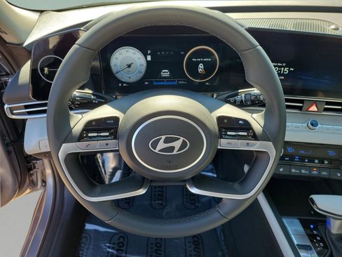 New 2026 Hyundai Elantra Limited image 24