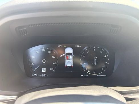 Used 2021 Volvo XC60 T5 Momentum w/ Advanced Package AWD/4WD image 16
