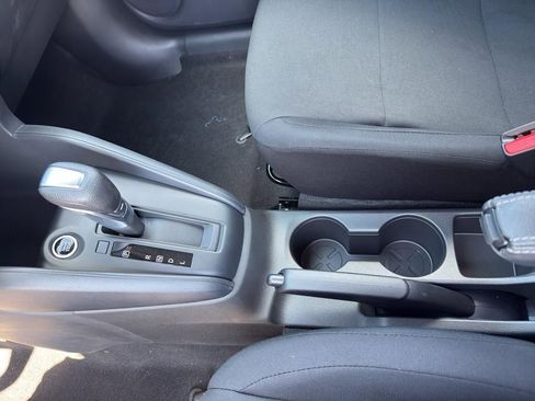 New 2025 Nissan Kicks Play S image 27