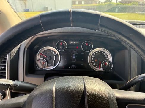 Used 2015 RAM 2500 SLT w/ Luxury Group AWD/4WD image 18