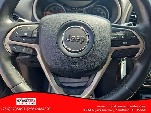 Used 2016 Jeep Cherokee Latitude w/ Safety/Convenience Group FWD image 16