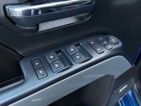 Used 2017 Chevrolet Silverado 2500 LTZ w/ LTZ Plus Package image 15