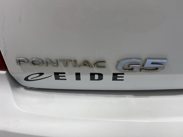 Used 2009 Pontiac G5 w/ Sun And Sound Package FWD image 28