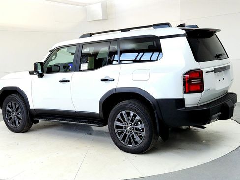 Used 2026 Toyota Land Cruiser w/ Premium Package image 4