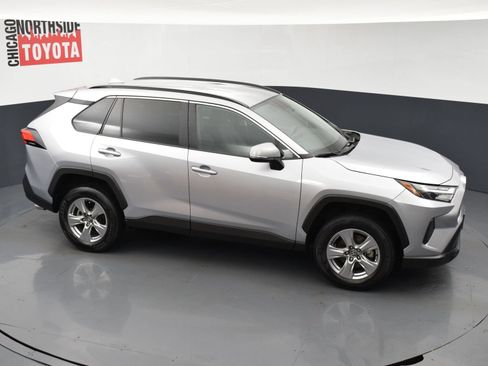 Used 2024 Toyota RAV4 XLE FWD image 20