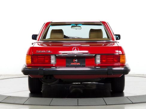 Used 1989 Mercedes-Benz 560 SL image 9