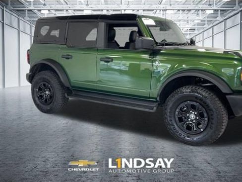 Used 2025 Ford Bronco Outer Banks w/ Sasquatch Package AWD/4WD image 3