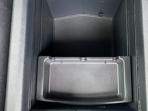 Used 2019 Honda Pilot LX image 35