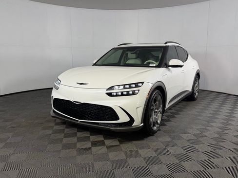 Used 2023 Genesis GV60 Performance image 10