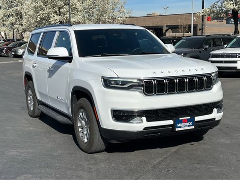 Used 2022 Jeep Wagoneer Series I image 4