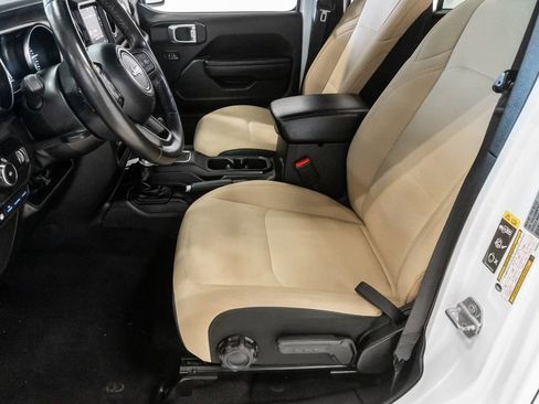 Used 2023 Jeep Wrangler Unlimited w/ Cold Weather Group AWD/4WD image 11