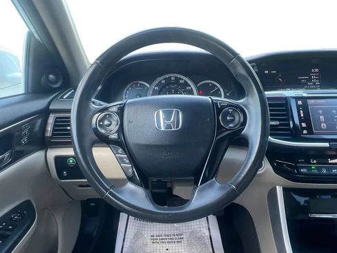 Used 2017 Honda Accord EX-L image 12