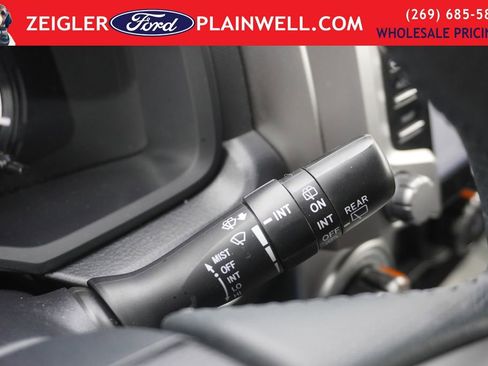 Used 2024 Toyota 4Runner SR5 image 22