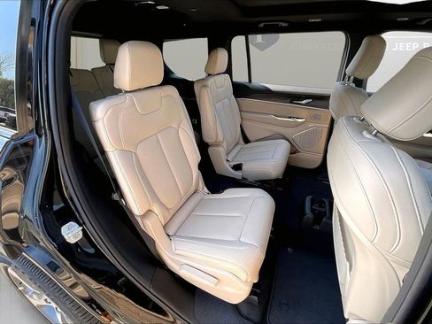 New 2026 Jeep Grand Cherokee L Limited image 22