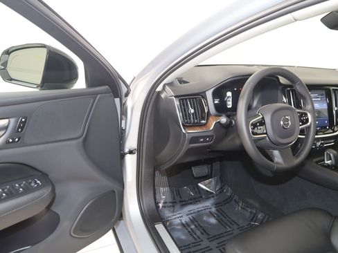 Used 2023 Volvo S60 T8 Plus AWD/4WD image 47
