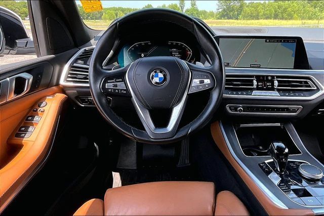 Used 2022 BMW X5 sDrive40i w/ Premium Package RWD image 8