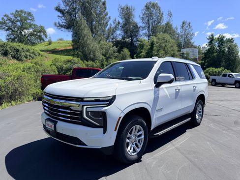 New 2026 Chevrolet Tahoe LT w/ Comfort Package AWD/4WD image 1