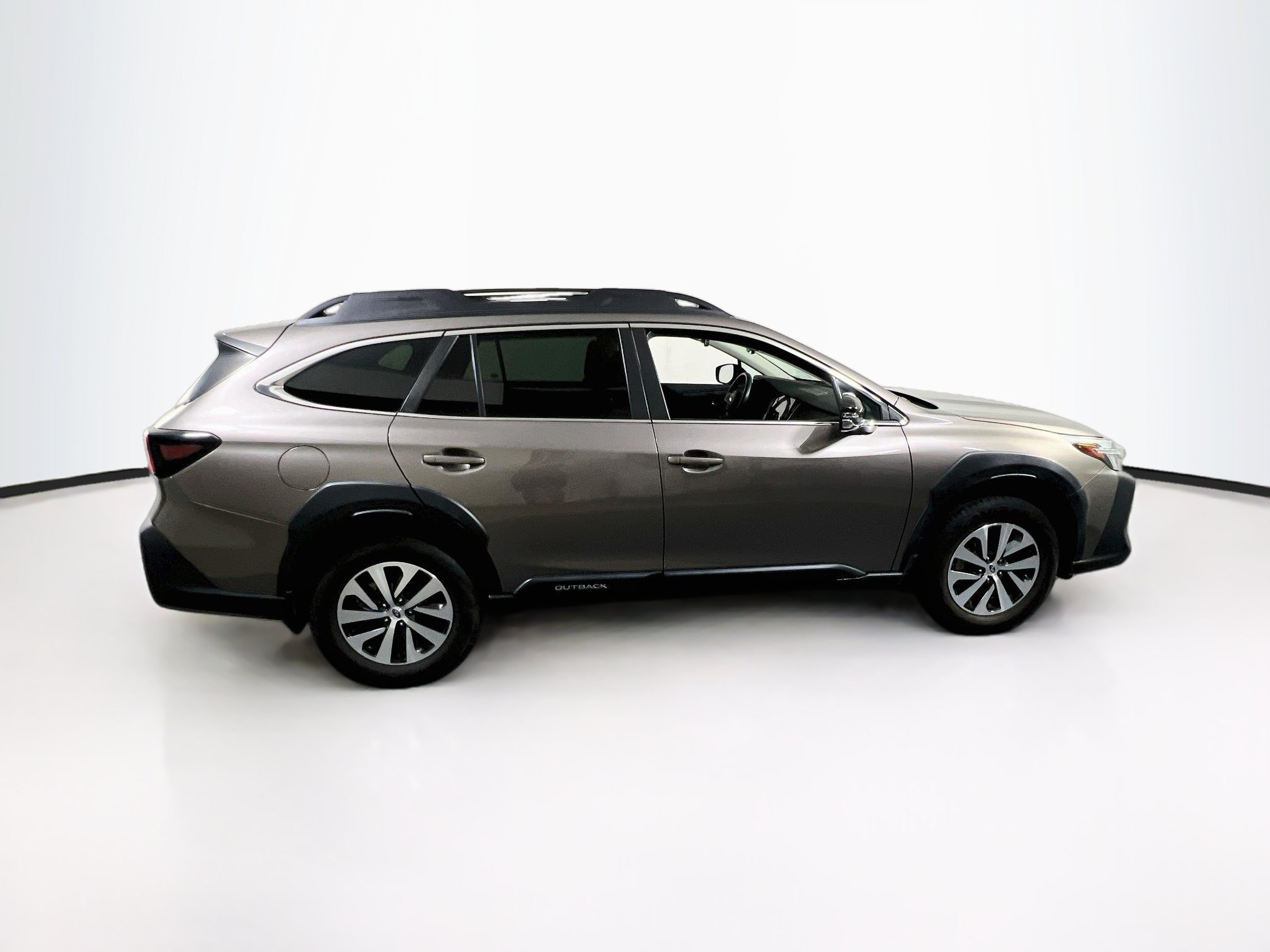 Used 2024 Subaru Outback Premium w/ Popular Package #1 AWD/4WD image 4