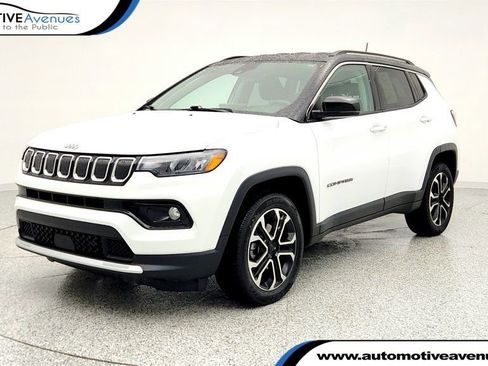 Used 2022 Jeep Compass Limited image 1
