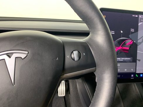 Used 2022 Tesla Model 3 Performance image 18